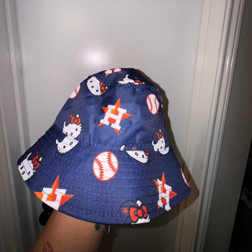 Hello kitty Houston Astros bucket hat SOLD
